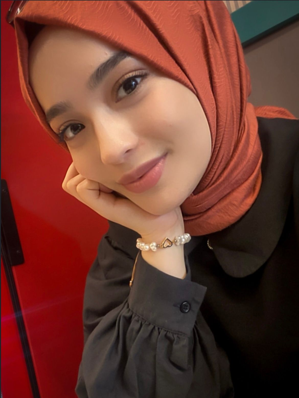 İzmit Sadık ve Güzel Kadın Bayan Escort Safiye