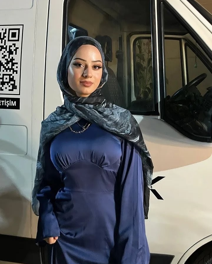 Cumhuriyet İlham Verici Kadın Bayan Escort Gülden